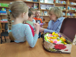 Литературная викторина "Чемодан с загадками". Запрудненская библиотека